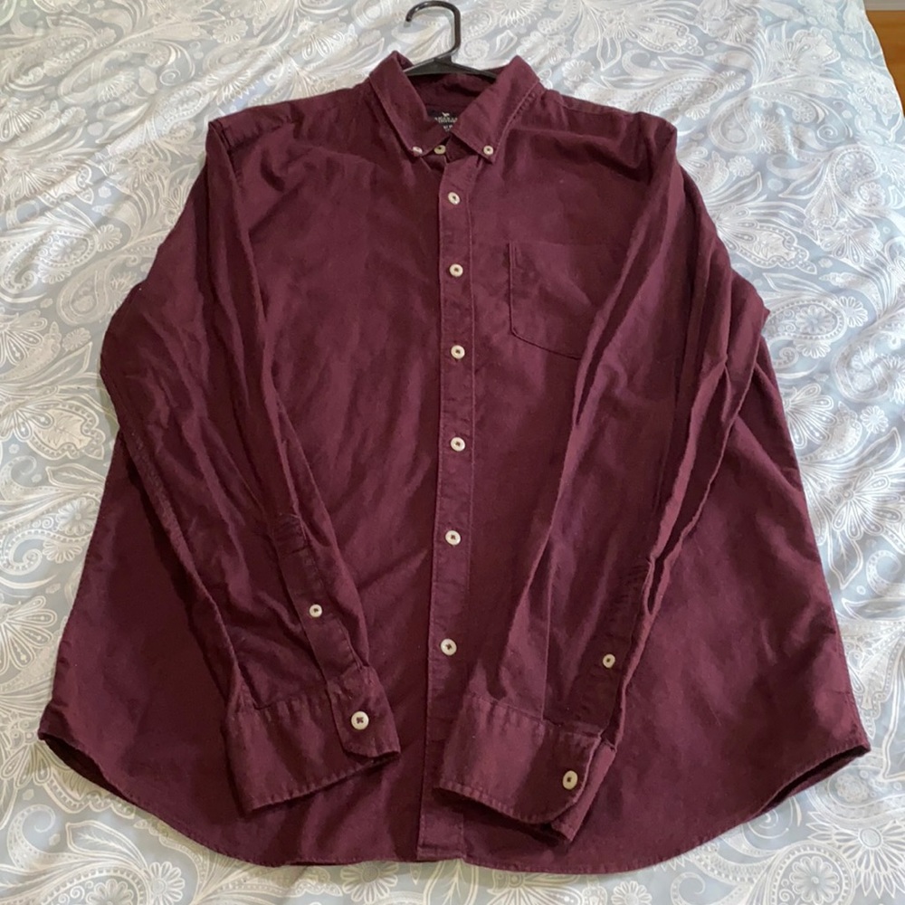 American Eagle Long Sleeve Button Down Shirt